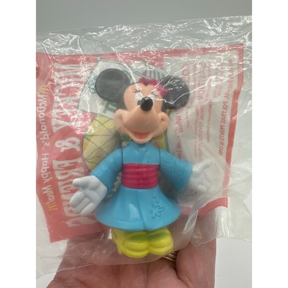1993 Minnie in Japan McDonald’s EPCOT Happy Meal Toy Sealed Vintage Disney - Picture 5 of 10